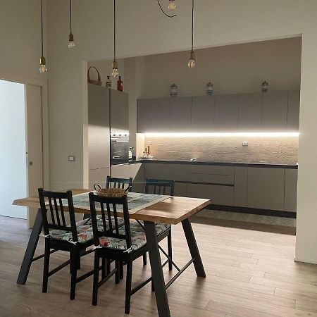 Appartamento In Centro Storico. 카마이오레 외부 사진